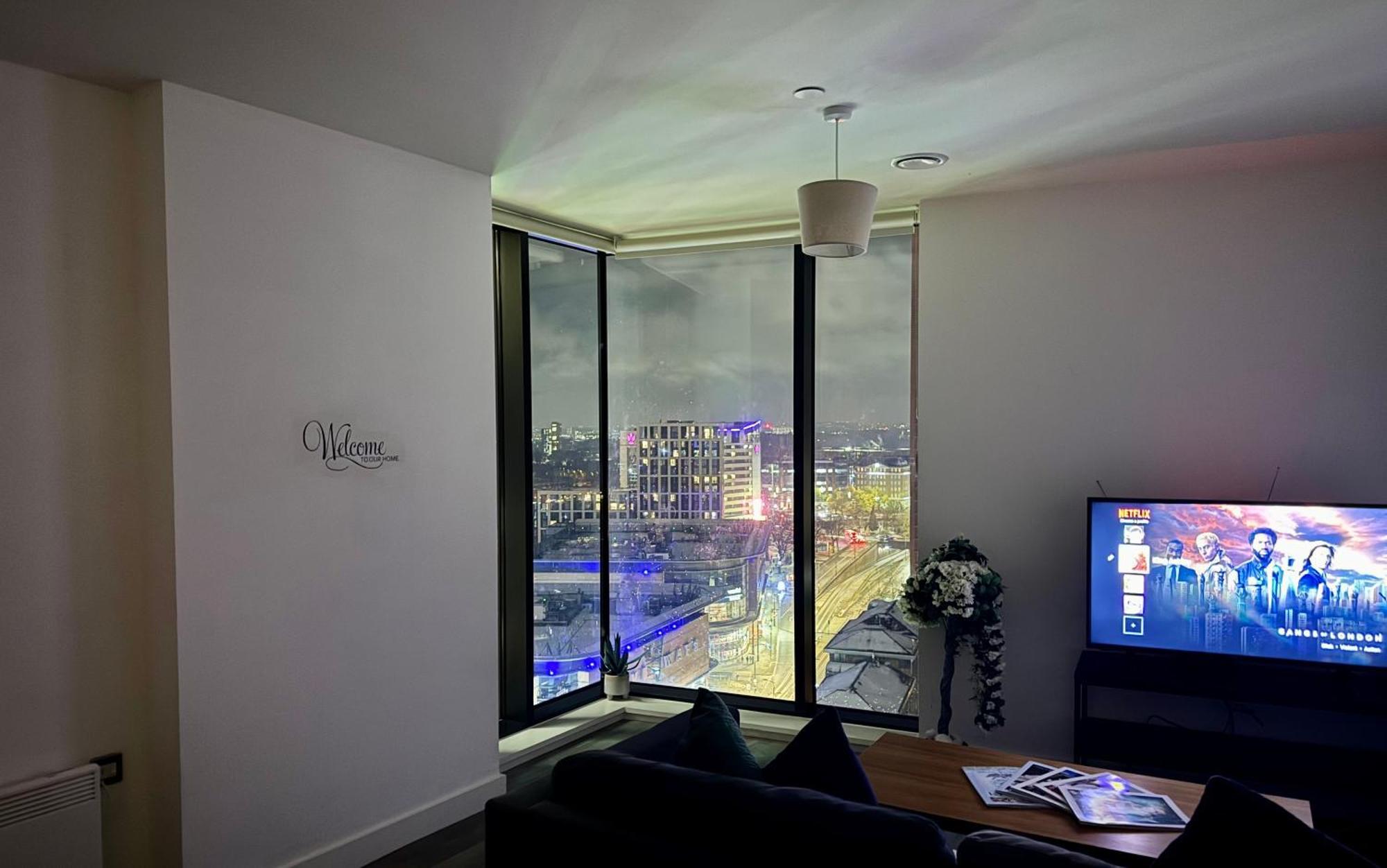 Premium Deals L Last-Minute Stay L 4 Min Walk To Birmingham Central Library L 18Th Floor 2 Bed 2 Bath City Centre Penthouse With Gym & Netflix By Jvt Short Lets Eksteriør bilde