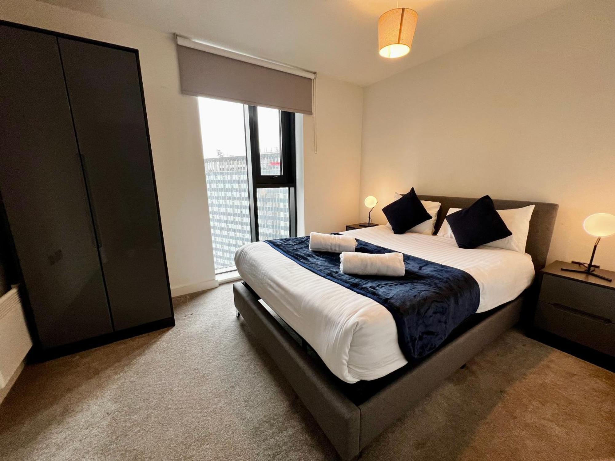 Premium Deals L Last-Minute Stay L 4 Min Walk To Birmingham Central Library L 18Th Floor 2 Bed 2 Bath City Centre Penthouse With Gym & Netflix By Jvt Short Lets Eksteriør bilde