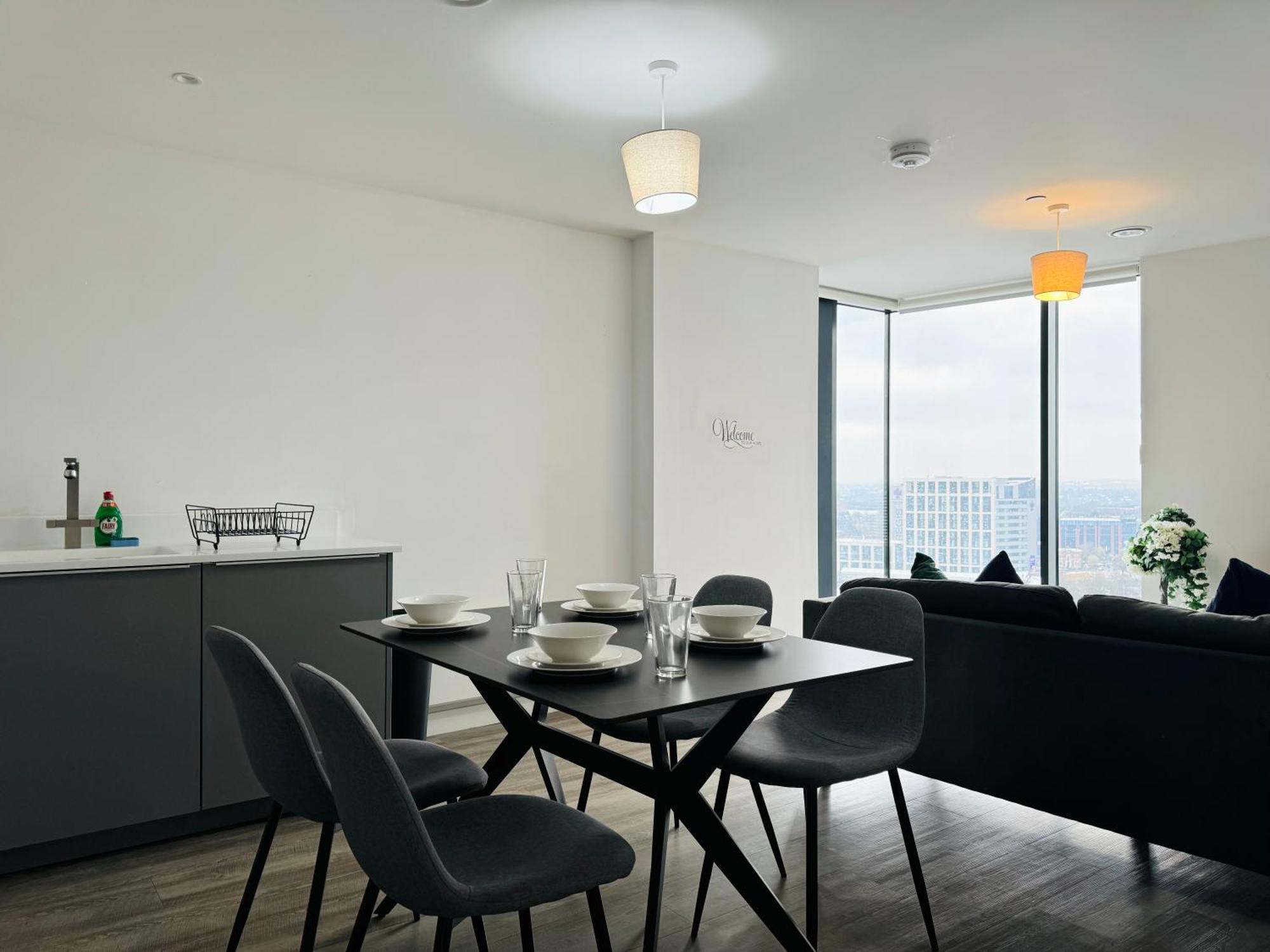 Premium Deals L Last-Minute Stay L 4 Min Walk To Birmingham Central Library L 18Th Floor 2 Bed 2 Bath City Centre Penthouse With Gym & Netflix By Jvt Short Lets Eksteriør bilde
