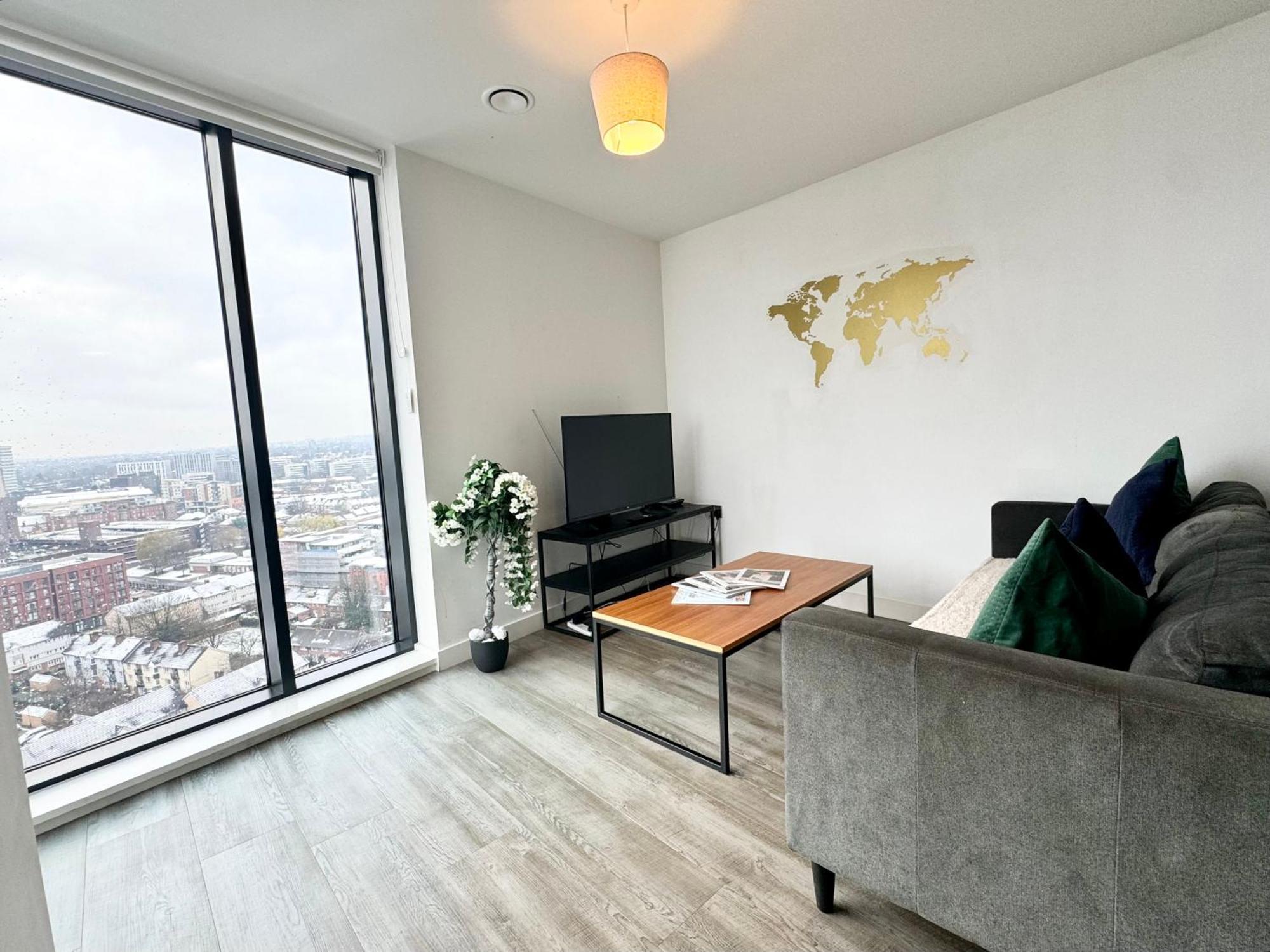 Premium Deals L Last-Minute Stay L 4 Min Walk To Birmingham Central Library L 18Th Floor 2 Bed 2 Bath City Centre Penthouse With Gym & Netflix By Jvt Short Lets Eksteriør bilde