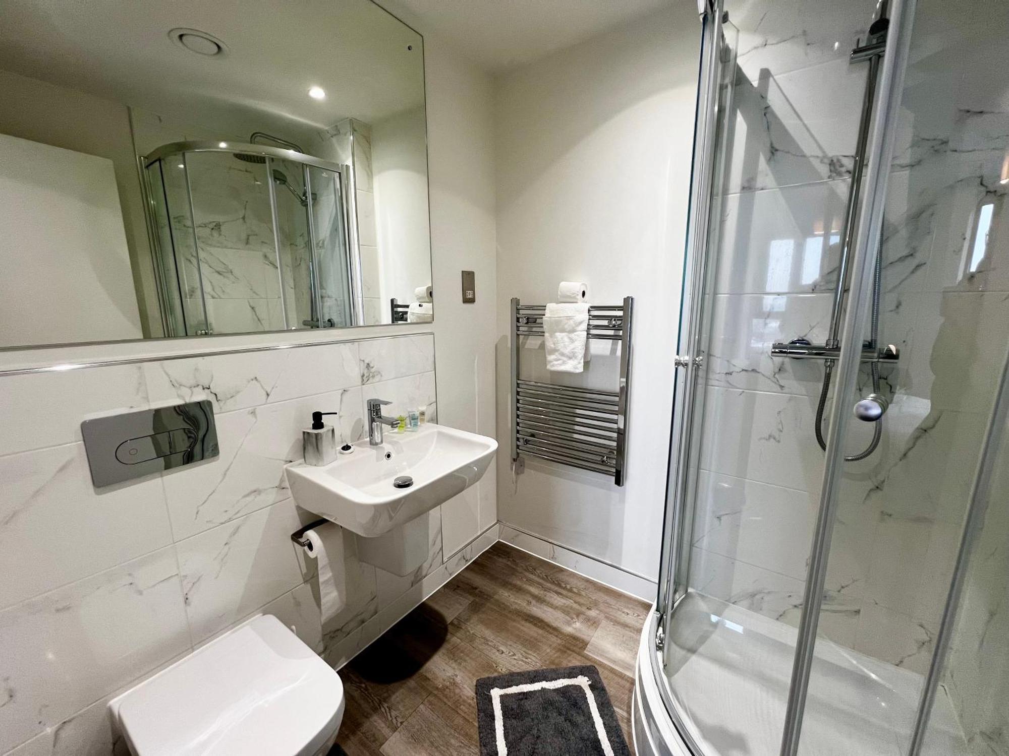 Premium Deals L Last-Minute Stay L 4 Min Walk To Birmingham Central Library L 18Th Floor 2 Bed 2 Bath City Centre Penthouse With Gym & Netflix By Jvt Short Lets Eksteriør bilde